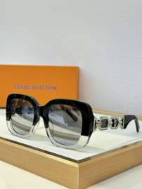 Picture of Louis Vuitton Sunglasses _SKUfw76770137fw